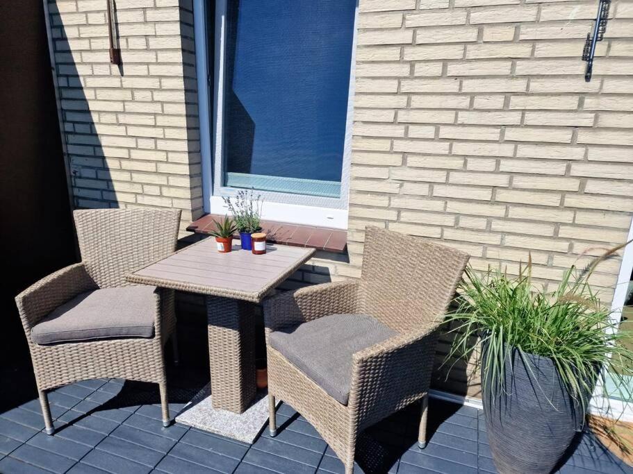 Stylische Wohnung Mit Weitblick Und Grossem Balkon Karolinenkoog Buitenkant foto
